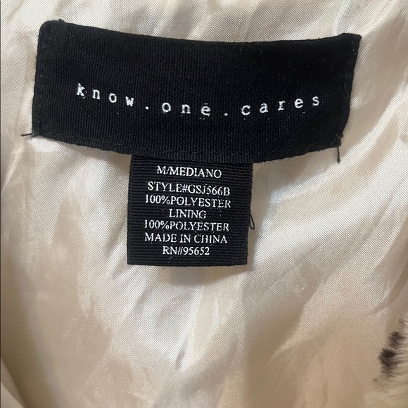 Know one Cares brand Chic Leopard Print Teddy Jacket - Picture 3 of 3